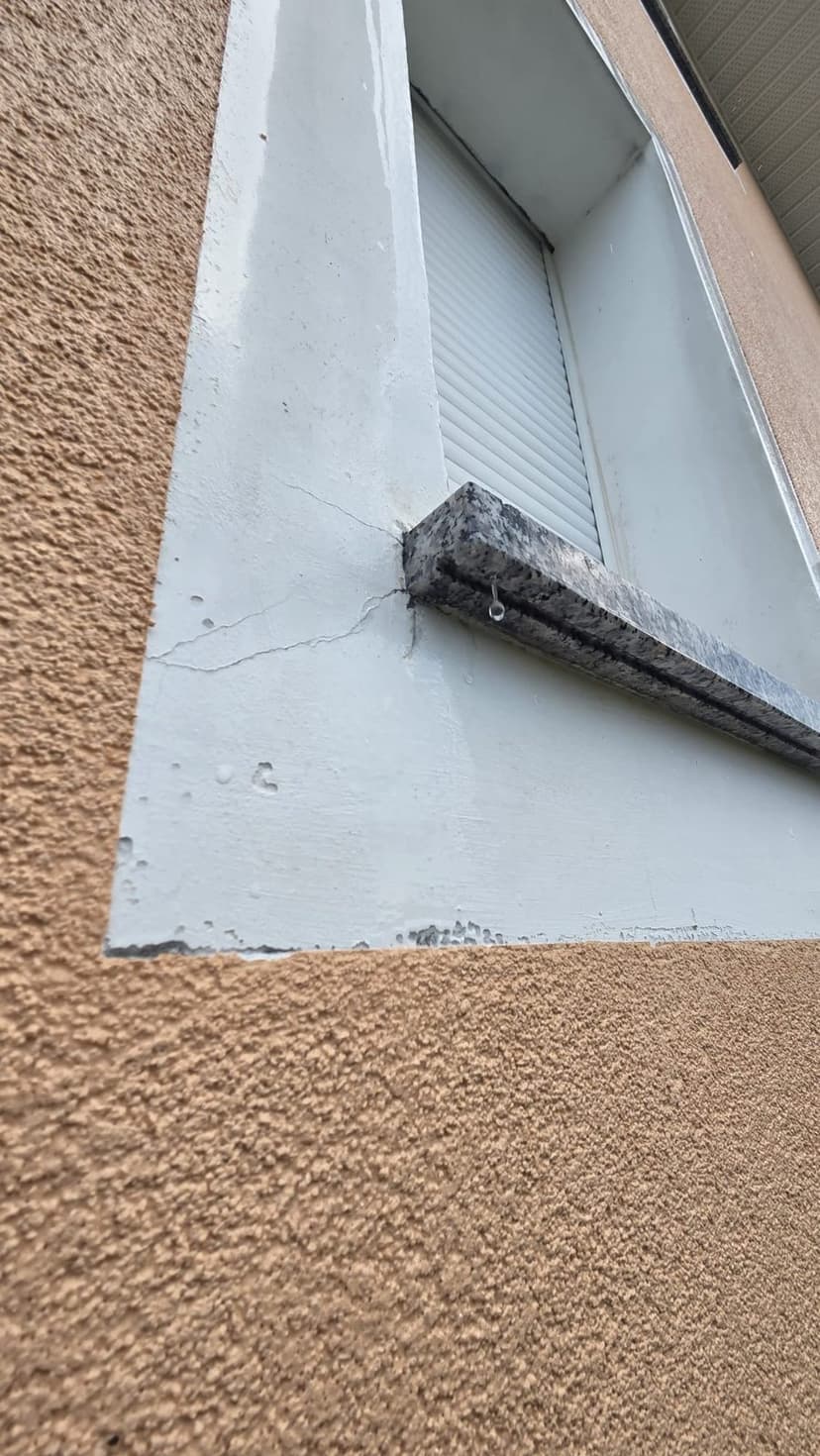 Fasada prije i poslije pranja, uklonjene alge i sivilo sa žbuke, Zagreb